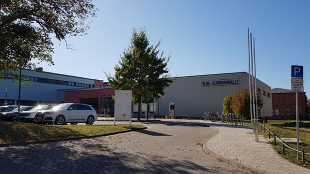 Elbe-Schwimmhalle