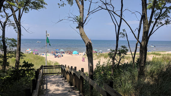 Oak Street Beach Access