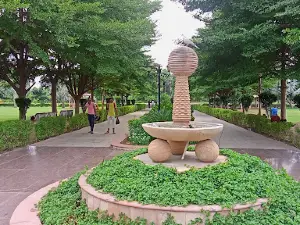 Huda Park
