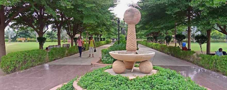 Huda Park