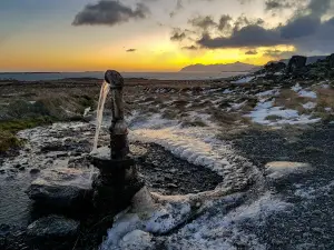 Djúpavogskörin Natural Geothermal Pool
