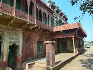 Shri Giriraj Ji Mukharvind Temple, Govardhan
