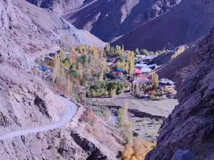 Yakh Morad Cave