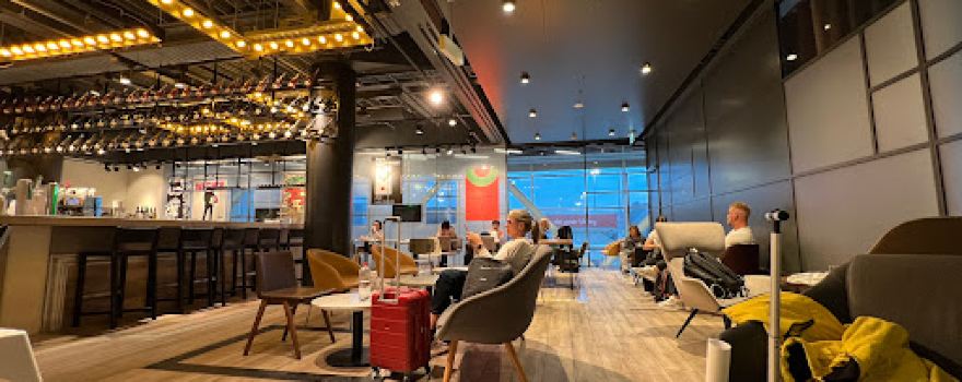 Aspire Lounge (no.41)