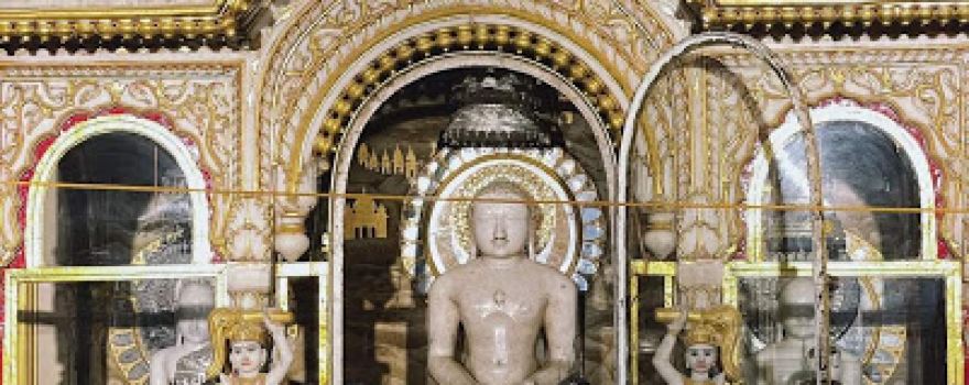 Arham Shri Chandraprabhu Digambar Jain Atishay Kshetra Mahalka