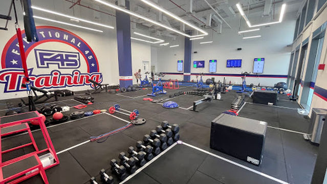 F45 Training Muscat Salam Square