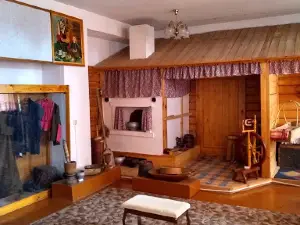 Isetskiy Narodnyy Krayevedcheskiy Muzey Im. A.l. Yemel'yanova