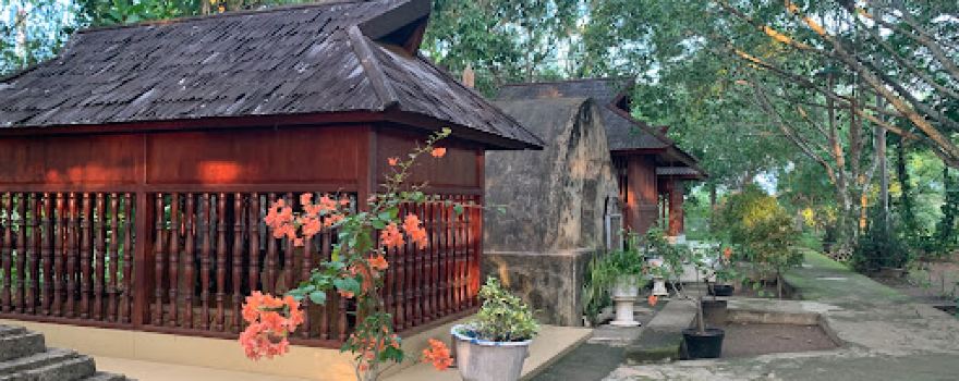 Makam Kesultanan Bima "Dana Traha"