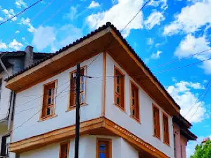 Eski Gediz Evleri