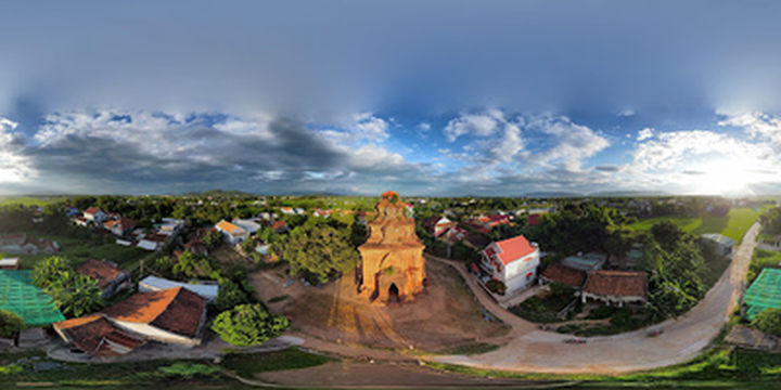 Binh Lam tower