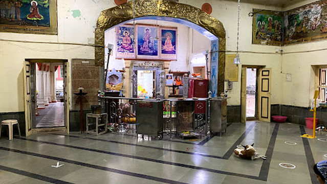 Garudeshwar Dutt Mandir (vasudevanand saraswati)