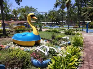Wet World Resort Air Panas Pedas
