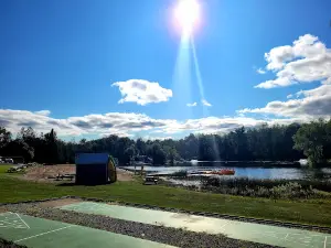 Family Paradise Seasonal Resort Community