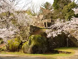 Naegi Castle Ruins
