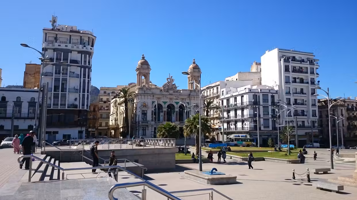 Tunis to Oran Flights