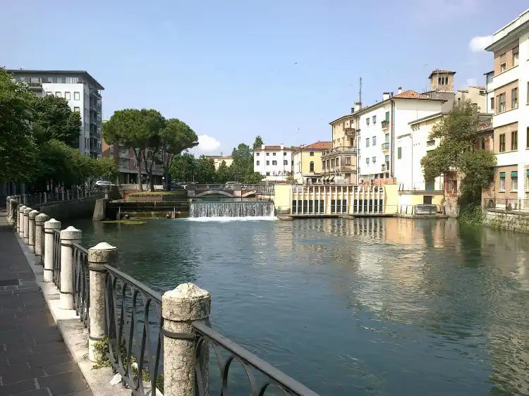 Hotels near Passeggiata Lungo il Fiume Sile