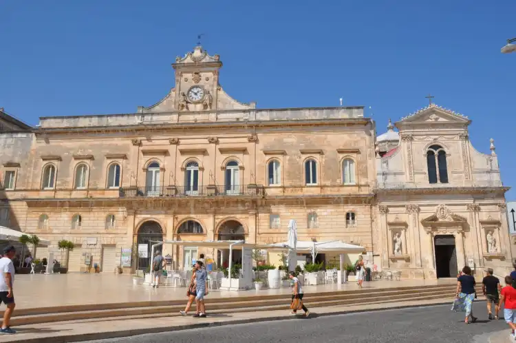Hotels near Piazza Liberta