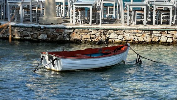 Aliki Beach