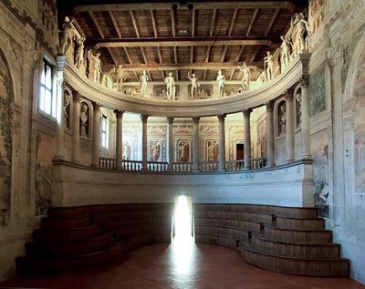 Teatro all'antica