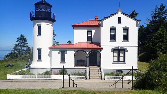 Admiralty Head Lighthouse