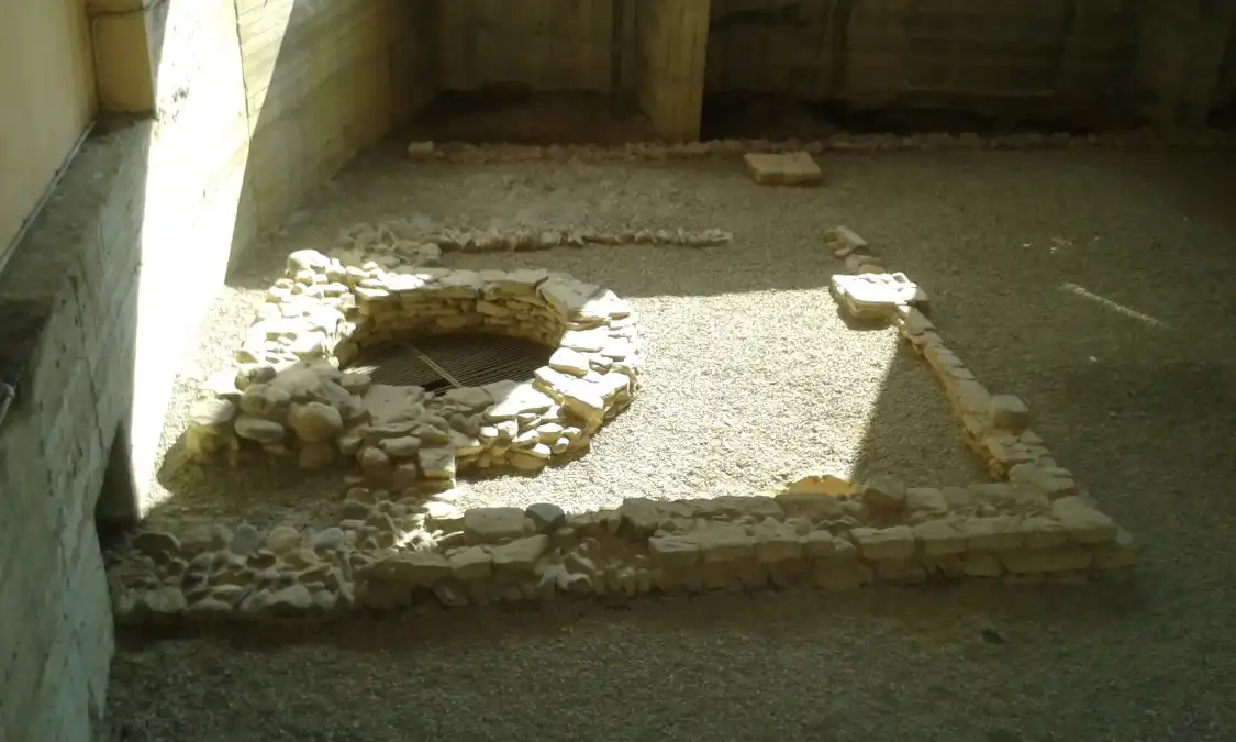 Area archeologica di via Cassino /casa e laboratorio artigianale di epoca romana附近的飯店