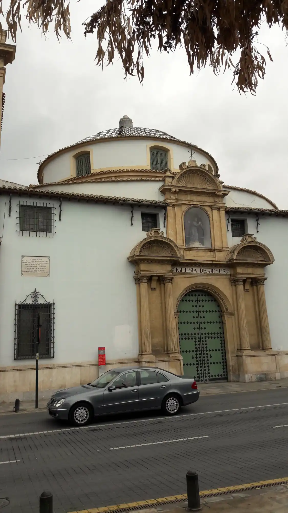 Hotels near Iglesia de Jesus