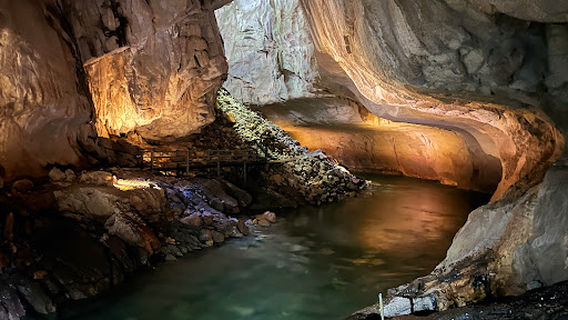 Clearwater Cave (Gua Air Jernih)