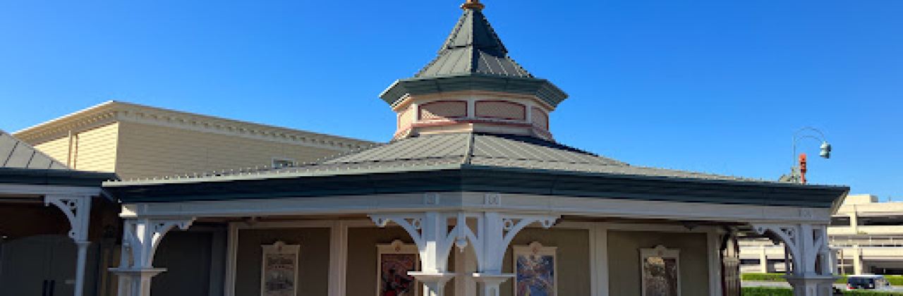 Carriage House Refreshments