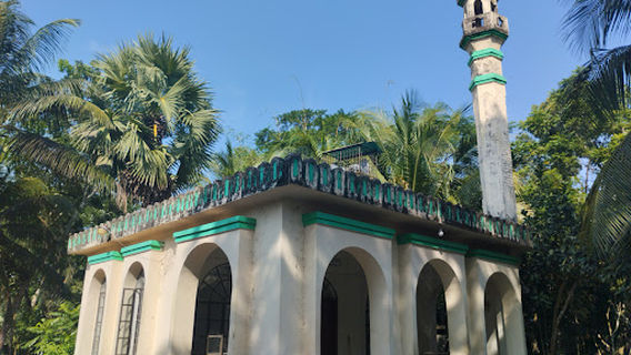 Matubbar Bari Jame Mosque (মাতুব্বর বাড়ি জামে মসজিদ)