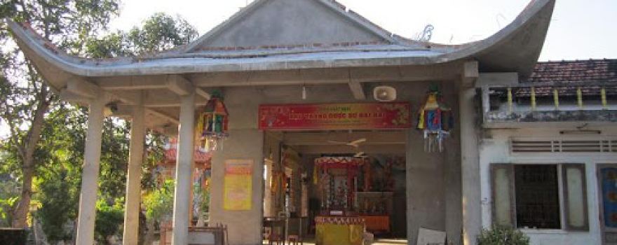 Luat Binh Pagoda