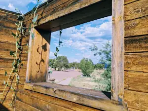 Apache Culture Center