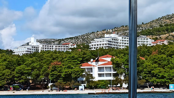Swimming Pool Hotel Medena