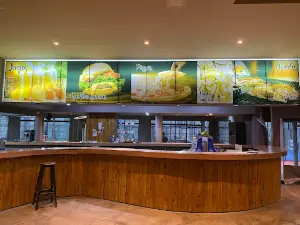 Solana Social Club - Canchas de pádel, Futbol, Gimnasio - Resto bar