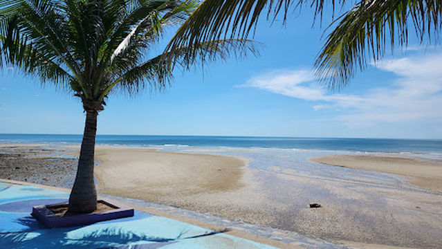 Chaloem Phrakiat Park