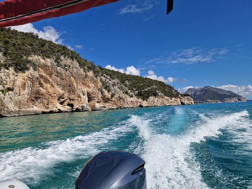 Agostino charter srl - Veliero Dovesesto