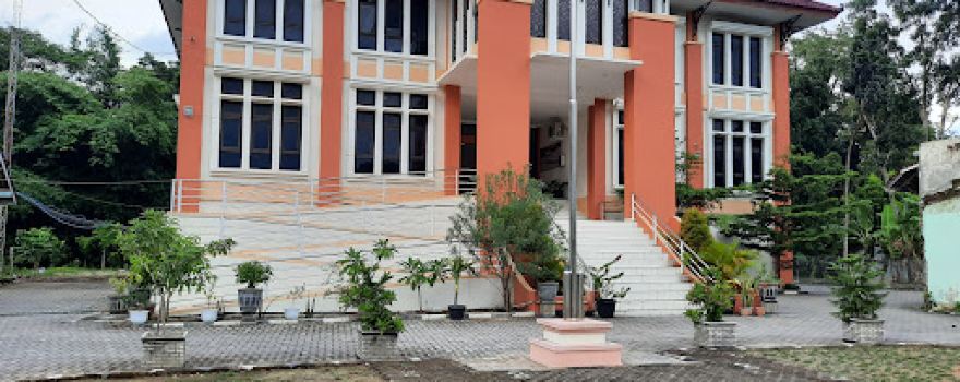 Kantor Kecamatan Mondokan