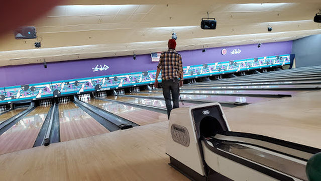 Strike & Spare Fountain Lanes