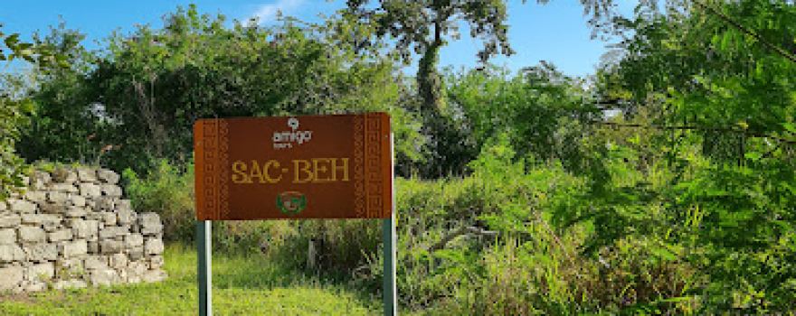 Zona Arqueológica de Yaxunah