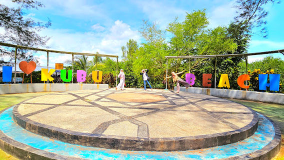 Kubu Beach