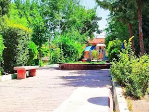 باخچەی کوبرا حەمید پور Kubra Hamid Pur Park