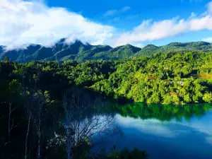 Telaga Serawandori