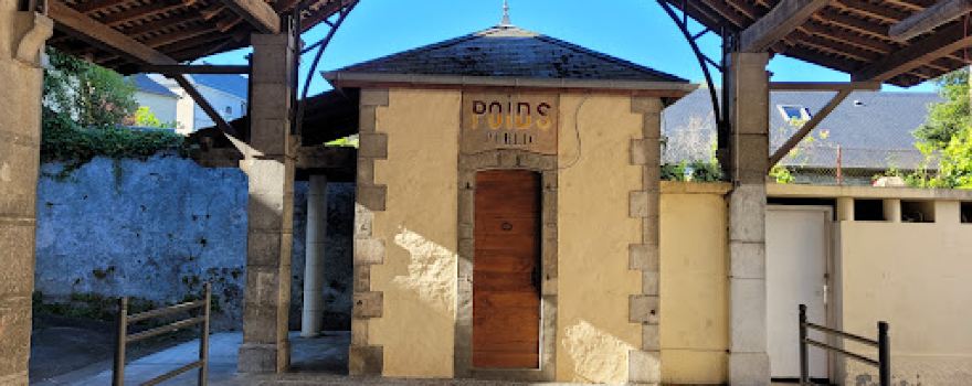 TOURIST OFFICE OF THE VALLEY OSSAU