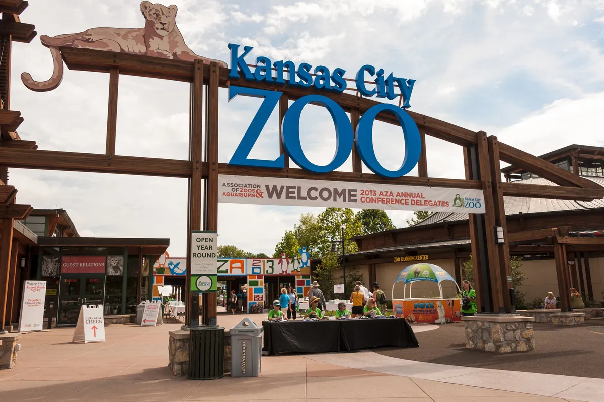 Kansas City Zoo & Aquarium