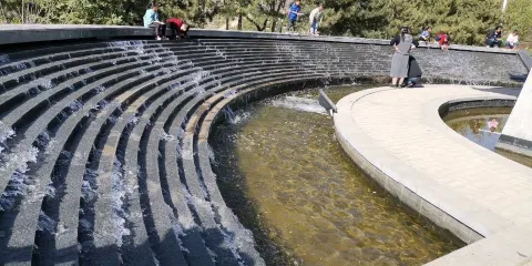 東山公園假山石景觀