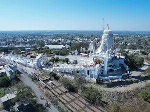 Shri Mahaganpati Rajureshwar Temple