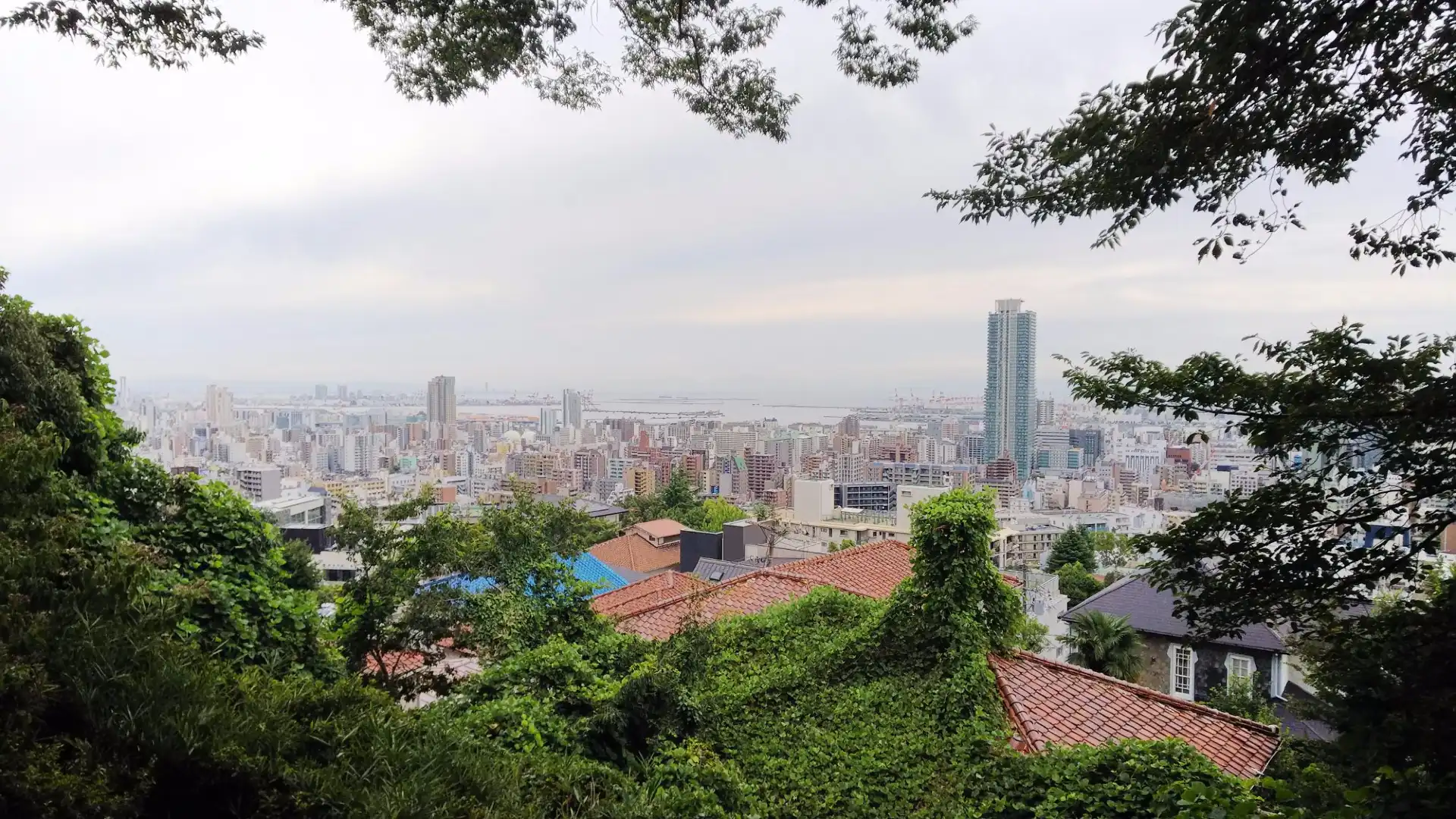 港みはらし台周辺のホテル