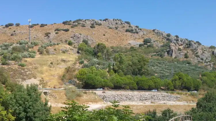 Hotels in Cuevas del Becerro