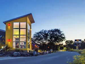 Wimberley Glassworks