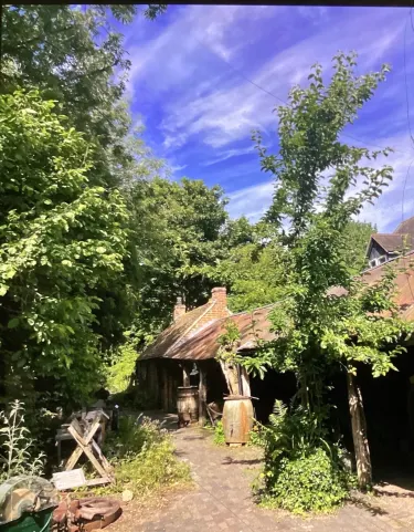 Wellesbourne Hastings