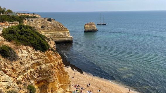 Praia da Marinha
